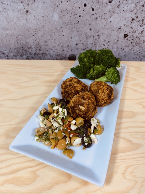 Commandez repas prêt à manger végétarien, boulettes de patates douces olives et feta