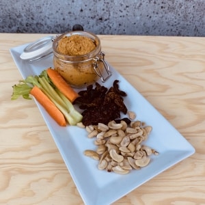 commandez trempette santé prêt à manger, tomates séchées et cari