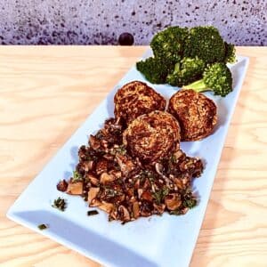 Commandez repas prêt à manger végétarien boulettes de patates douces-champignons