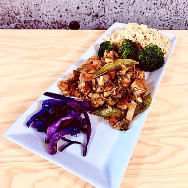 Commandez repas prêt à manger végétarien tempeh aux légumes à l'orientale